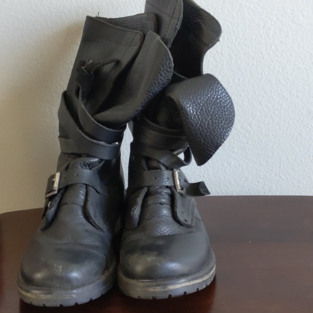 Steve Madden leather black moto boots